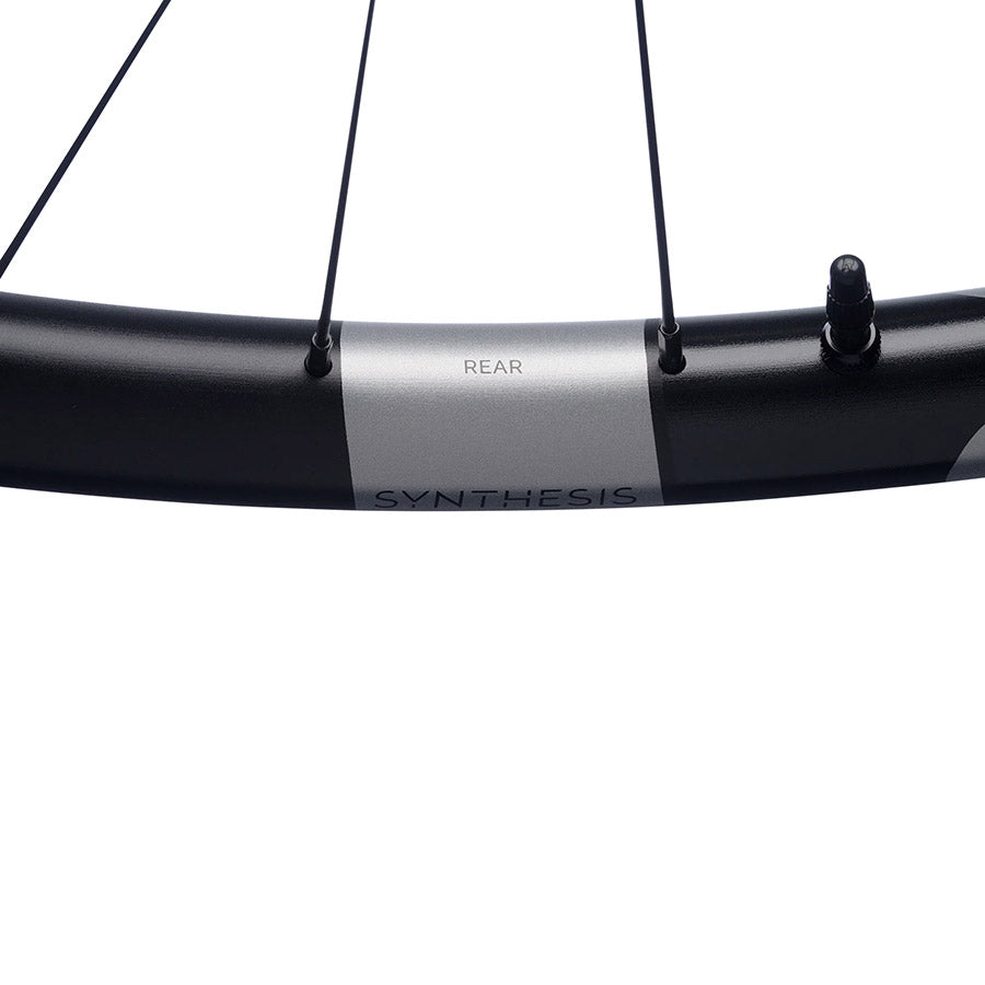 crankbrothers, Synthesis Alloy 2.0 Enduro, Wheel, Front, 29'' / 622, i9 1/1, Holes: 28, 15mm TA, 110mm, Disc IS 6-bolt, Black