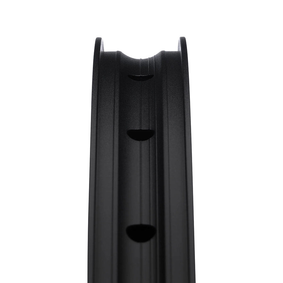 crankbrothers, Synthesis Alloy 2.0 Enduro, Wheel, Front, 29'' / 622, i9 1/1, Holes: 28, 15mm TA, 110mm, Disc IS 6-bolt, Black