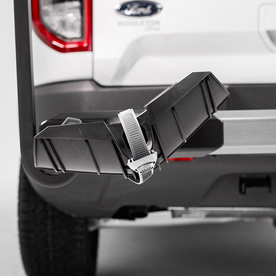 Saris, Freedom 2 Bike, Hitch Mount Rack, 1-1/4'' and 2'', Bikes: 2, Weight: 60 lb