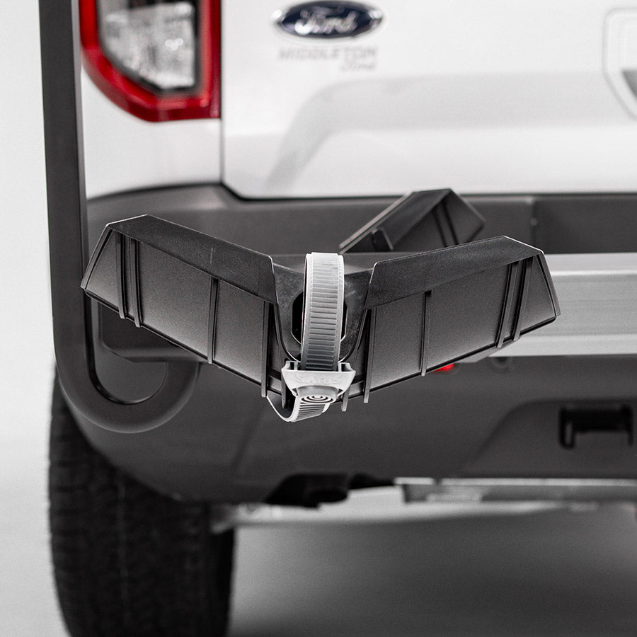 Saris, Freedom 2 Bike, Hitch Mount Rack, 1-1/4'' and 2'', Bikes: 2, Weight: 60 lb